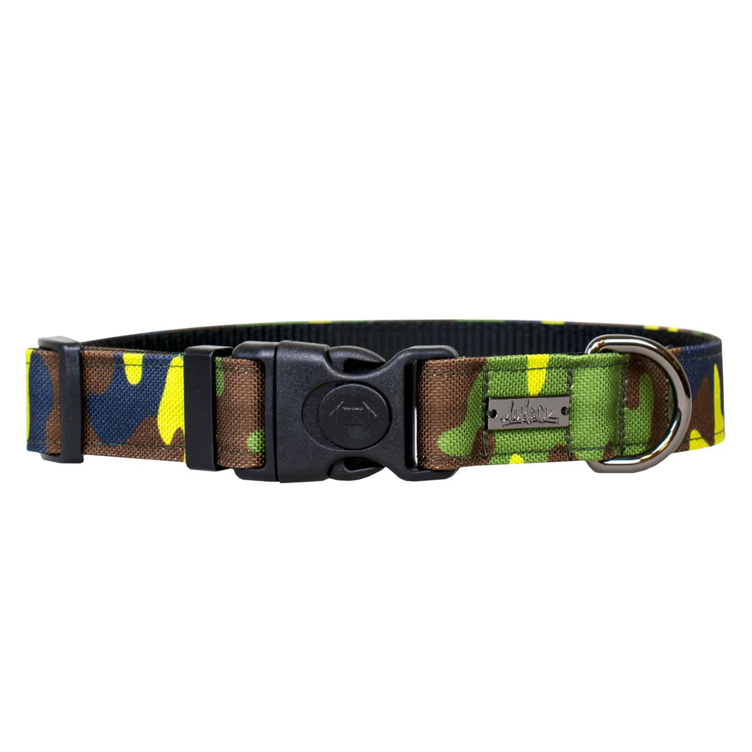 AMAROK | Collier classique Camo. Nature Animale, votre référence en alimentation animale à Mascouche.