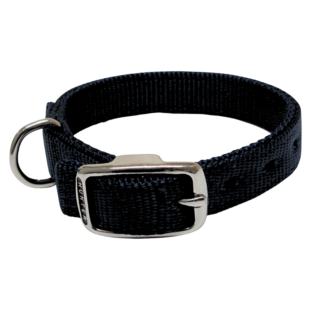 Collier avec boucle de métal et un anneau en ''D'' permettent un ajustement rapide et une attache solide. Nature Animale, votre référence en alimentation et sports canin à Mascouche.
