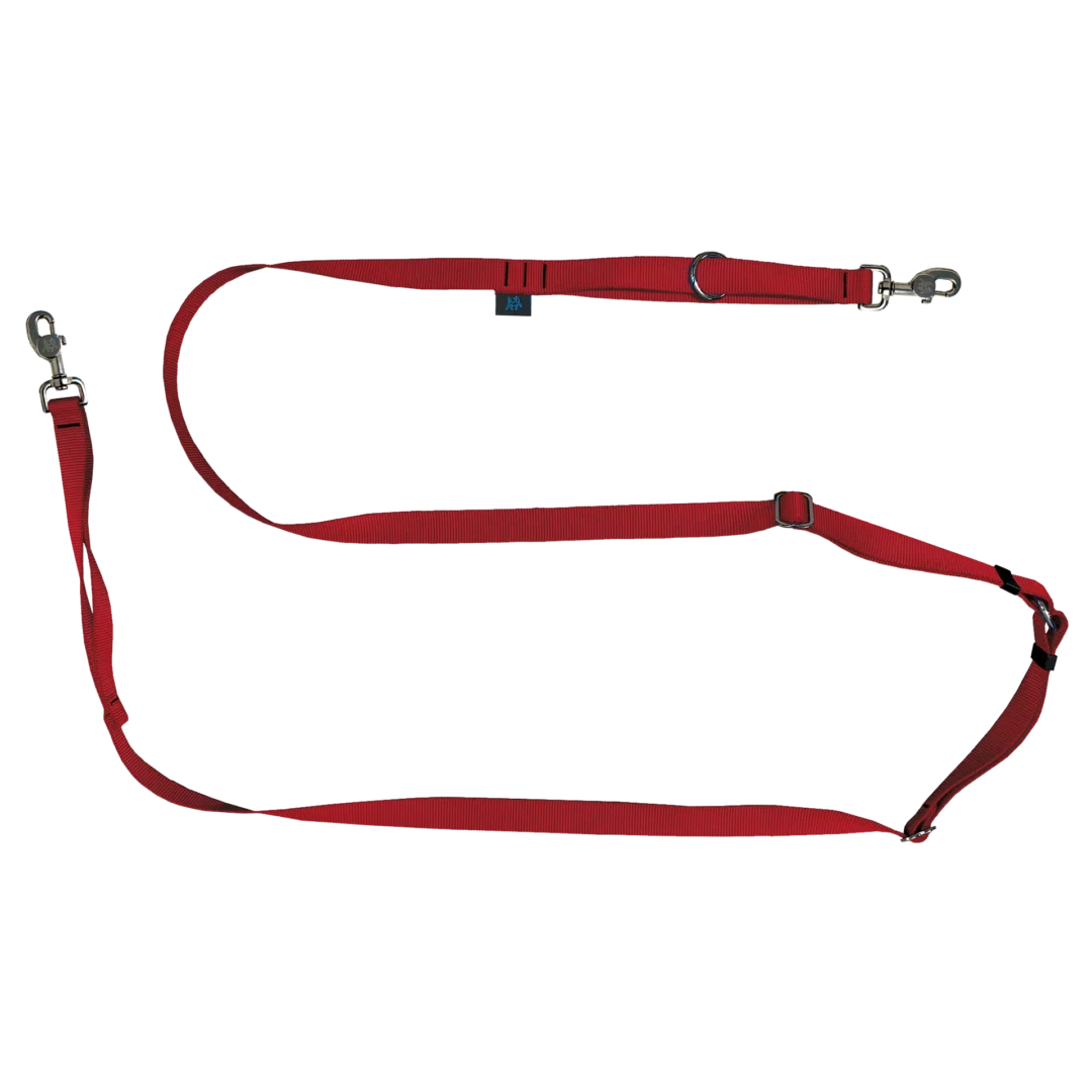 NAHAK | Laisse rouge pour chien - multifonction ajustable. Nature Animale, votre référence en alimentation animale et sport canin à Mascouche.