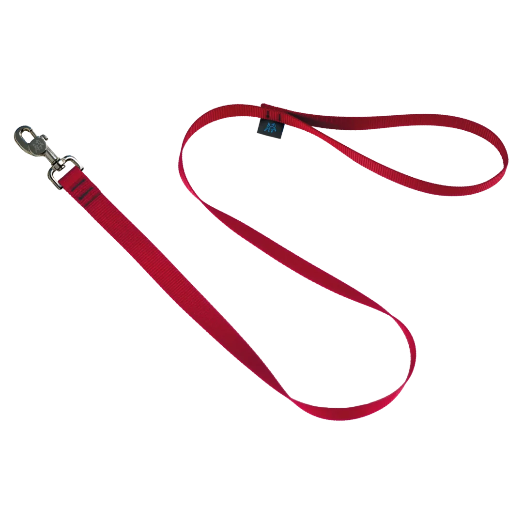 NAHAK | Laisse rouge standard quatre pieds pour chien.Nature Animale, votre référence en alimentation animale et sport canin à Mascouche.
