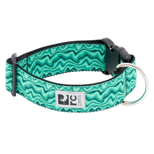 RC PETS | Collier large à motifs pour chiens. Nature Animale, votre référence en alimentation et sports canin à Mascouche.